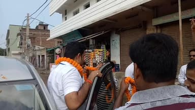 मिटा कर मुझको रख देने की हसरत को भी देखूंगा, #खुदा खुद को समझते हैं उनकी #ताकत को भी देखूंगा, मुकदर को मेरे तय करने वालो ध्यान से सुन लो, #मोहब्बत को भी देखूंगा औऱ #नफरत को भी देखूंगा !!