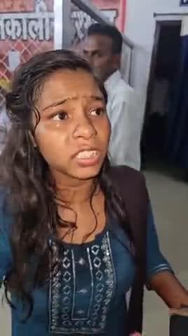 गरचांच पेट्रोल के समीप सड़क दुर्घटना में घायल युवती गिरीडीह जिले राजधनवार निवासी ने बताई घटना की जानकारी