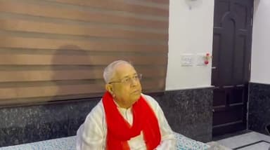 जो सत्यनिष्ठा व धर्म परायणता से जीवन जीता है उसका जीवन निष्कामता से भरा होता है - परम आदरणीय सजन ज़ी,
समभाव एवं समदृष्टि के आदर्शों पर आधारित समारोह में उत्कृष्ट प्रतिभाओं को सम्मानित किया गयाl #Satyug #followers #highlight