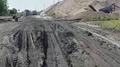 કરજણ: કરજણમાં 32 કરોડના ખર્ચે મજબુતિકરણથી બનેલ રોડની ગાડી તોડ ખાડારાજ થી વાહન ચાલકોની કમ્મર તુટી# jansamasya