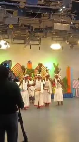 जगदलपुर का नाच है ऐसा आदिवासी नाचते हैं पहले से डांडीपुर का कैसा इलाज के आए हैं