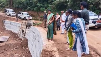 குந்தா: தங்காடு பகுதியில் ரூ.13.70 இலட்சம் மதிப்பில் கட்டப்பட்டு வரும் தடுப்பு சுவர் பணியினை ஆட்சியர் ஆய்வு