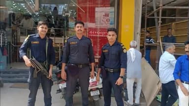 अटेली: अटेली थाना पुलिस ने सुरक्षा व्यवस्था के चलते 17 लोगों पर निवारक कार्रवाई की