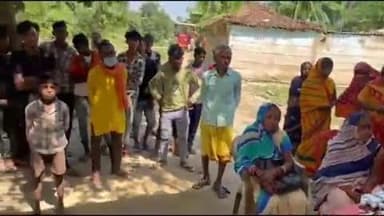 तेतरिया: सेमराहा मोड़ में डायरिया के प्रकोप से छुटकारा पाने के लिए डॉक्टरों की टीम लगातार प्रयास कर रही है, हुआ सुधार