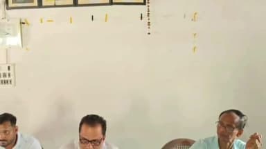 খেজুরি ২: বিজয়া সম্মিলনী সফল করতে আজ খেজুরীটা প্রস্তুতি সভা করলো খেজুরী-২ব্লক তৃণমূল,উপস্থিত তৃণমূলের কাঁথি সাংগঠনিক জেলা সভাপতি