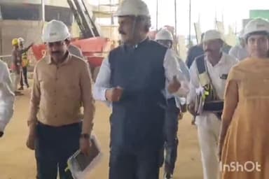 నెల్లిమర్ల: భోగాపురం విమానాశ్రయం గడుపులోపే పూర్తి నిర్మాణ పనులను పరిశీలించిన స్పెషల్ సిఎస్ కృష్ణ బాబు