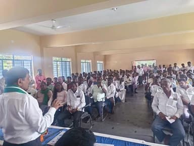 ಹಾರೋಹಳ್ಳಿ: ಮರುಳವಾಡಿಯಲ್ಲಿ ಸಂಸದರಾದ ಮಂಜುನಾಥ್ ಅವರು ಜನಸಂಪರ್ಕ ಸಭೆ ನಡೆಸಿದರು