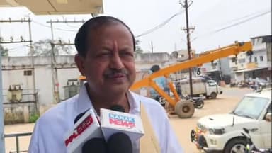କୋମନା: ଉପ ନିର୍ବାଚନରେ ବିଜେଡି ବିଜୟ ହେବ ବୋଲି ଖରିଆର ରୋଡ଼ରେ କହିଛନ୍ତି ବିଜେଡ଼ିର ବରିଷ୍ଠ ନେତା ଦେବୀ ମିଶ୍ର