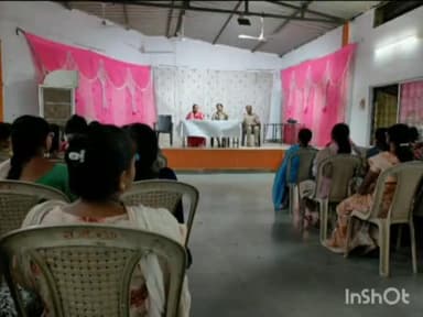 कुही: राम मंदिर मांढळ येथे उपविभागीय पोलीस अधिकारी वृष्टी जैन यांनी साधला महिलांशी संवाद