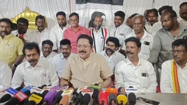 திருப்போரூர்: தரம் தாழ்ந்த அரசியலில் எடப்பாடி பழனிச்சாமி ஈடுபட்டு வருகிறார் திருப்போரூரில் அமமுக  பொதுச்செயலாளர் டிடிவி தினகரன் பேட்டி
