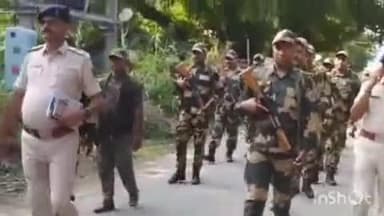 सत्तर कटैया: बिहरा पुलिस ने विधानसभा निर्वाचन 2025 को देखते हुए क्षेत्र में निकाला फ्लैग मार्च, शांतिपूर्ण मतदान की अपील