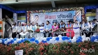 ইন্দপুর: ইন্দপুরে তৃণমূলের বিজয়া সম্মেলন অনুষ্ঠান, মঞ্চে বনমন্ত্রী বীরবাহা হাঁসদা