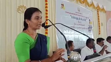 திருச்செங்கோடு: தனியார் மண்டபத்தில் உங்களுடன் ஸ்டாலின் முகாமில் நலத்திட்ட உதவிகளை எம்.எல்.ஏ ஈஸ்வரன் வழங்கினார்