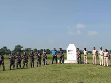 टेढ़ागाछ: टेढ़ागाछ एवं बीबीगंज थाना पुलिस ने नेपाल पुलिस व APF के साथ संयुक्त रूप से बॉर्डर पर की पेट्रोलिंग व बैठक