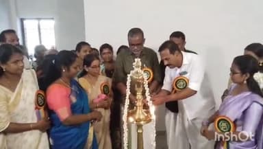 കോട്ടയം: വൈക്കം ടി.വി.പുരം ചെമ്മനത്തുകരയിൽ ആരംഭിച്ച സ്മാർട്ട് കൃഷിഭവന്റെ ഉദ്ഘാടനം കാർഷിക മന്ത്രി പി. പ്രസാദ് നിർവഹിച്ചു