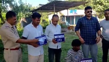 বিহপুৰীয়া: লালুক ওৱাহাটৰ ১৫ ৰাষ্টীয় ঘাই পথত প্ৰায় ৫ কে জি গাঞ্জা সহ এজনক গ্ৰেপ্তাৰ হাৰমতী আৰক্ষীৰ