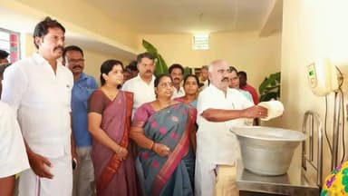 செஞ்சி: வளத்தி ஊராட்சியில், சட்டமன்ற உறுப்பினர் தொகுதி மேம்பாட்டு நிதியிலிருந்து கட்டப்பட்ட பகுதி நேர நியாய விலை கடையை பொதுமக்கள் பயன்பாட்டிற்கு திறந்து வைத்த