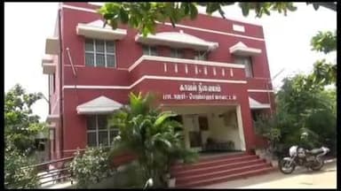 ஆலத்தூர்: காரையில் சட்டவிரோதமாக டாஸ்மாக் மது பாட்டில் விற்றவர் கைது, 150 மது பாட்டில்கள் பறிமுதல்