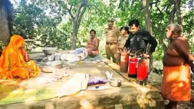 खजनी: खजनी के एसडीएम ने पटाखा दुकानों का निरीक्षण किया, सुरक्षा नियमों और बिक्री अनुमति पर दिए सख्त निर्देश