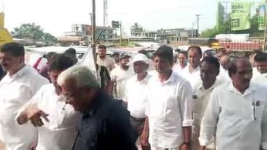 മഞ്ചേശ്വരം: കേരള സ്റ്റേറ്റ് ഹയർ ഗുഡ് ഓണേഴ്സ് അസോസിയേഷൻ ജില്ലാ സമ്മേളനത്തിന്റെ പതാക കൊടുമര ജാഥകൾ തലപ്പാടിയിൽ നിന്നും ആരംഭിച്ചു