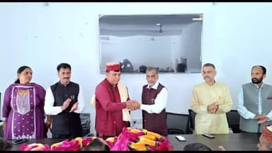 कलोल: ‘हर घर स्वदेशी’ और ‘वोकल फाॅर लोकल’ अभियान के तहत मंगलवार को झंडूता विधानसभा क्षेत्र के कलोल में कार्यक्रम आयोजित