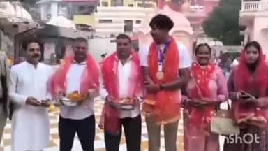 खुंडियां: वर्ल्ड पैरा एथलेटिक्स चैंपियनशिप में पहले स्वर्ण पदक विजेता निषाद कुमार ने परिवार सहित ज्वालामुखी मंदिर में लगाई हाजिरी