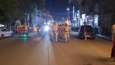 आगामी त्यौहारों के मद्देनजर बीकानेर पुलिस द्वारा बीकानेर शहर में सांध्यकालीन गश्त
#कोटगेट_पुलिस
#Rajasthanpolice
#Bika...