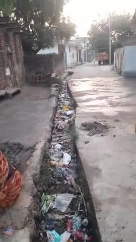 indergarh me Nalini me bharat Pani