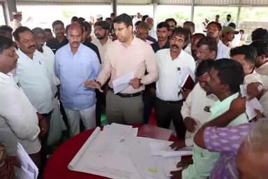 ధరూర్: ర్యాలంపాడు పునరావాస కేంద్రంలో పెండింగ్ పనులనుత్వరతగతిన పూర్తి చేయాలని అధికారులకు ఆదేశాలు చేసిన ఎమ్మెల్యే,కలెక్టర్ సంతోష్