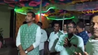 ପାଟକୁରା: ପାଟକୁରା ନିର୍ବାଚନ ମଣ୍ଡଳୀ ଠାକୁର ପାଟଣା ଗାଁ ଓ ବିହାରୀଛକରେ ପବିତ୍ର ଗଜଲକ୍ଷ୍ମୀ ପୂଜା ଅବସରରେ ରାଜ୍ୟ ବିଜେପି ମୁଖପାତ୍ର ତେଯେଶ୍ୱର ପରିଡା