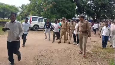 ಮುದ್ದೇಬಿಹಾಳ: ಅಪ್ರಾಪ್ತ ಬಾಲಕಿ ಕೊಲೆ ಪ್ರಕರಣಕ್ಕೆ ಸಂಬಂಧ ಪಟ್ಟಂತೆ ಮೂವರನ್ನು ಬಂಧಿಸಲಾಗಿದೆ : ಪಟ್ಟಣದಲ್ಲಿ ಎಸ್ ಪಿ ಲಕ್ಷ್ಮಣ ನಿಂಬರಗಿ