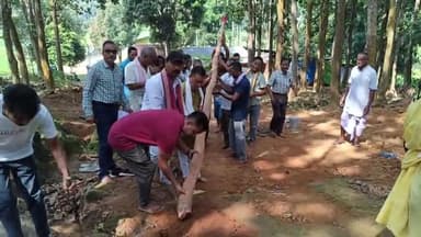 বকো: শ্ৰী শ্ৰী গিৰি গোৱৰ্ধন বিষ্ণু মন্দিৰ ৰাস মহোৎসৱৰ লাইখুটা স্থাপন