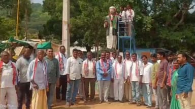 గొల్లపల్లి: ఈ నెల 18వ తేదీ న బిసి జేఏసీ ఆధ్వర్యంలో రాష్ట్ర బంద్ సందర్భముగా గొల్లపల్లి మండల కేంద్రంలో
బీసీ సంక్షేమ సంఘం సమావేశం