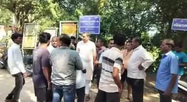 ପାଟକୁରା: କରିଲୋପାଟଣାରେ ବିଭିନ୍ନ ସମସ୍ୟା ସମ୍ପର୍କରେ ସ୍ଥାନୀୟ ନାଗରିକମାନଙ୍କ ସହ ମତ ବିନିମୟ କଲେ ବରିଷ୍ଠ ବିଜେପି ନେତା ତେଜେଶ୍ୱର ପରିଡା