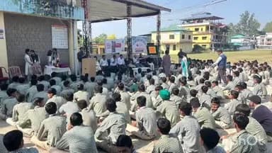 परागपुर: राजकीय वरिष्ठ माध्यमिक पाठशाला बॉयज देहरा में कानून विद्यालय 2.0 के तहत जागरूकता अभियान का आयोजन हुआ