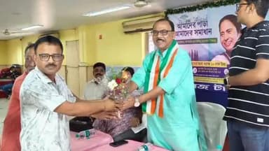 বজবজ ১: বজ বজ পৌরসভার 14 নম্বর ওয়ার্ডে আমাদের পাড়া আমাদের সমাধান ক্যাম্পে উপস্থিত পৌরপ্রধান