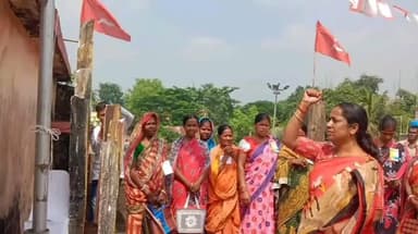 কেশপুর: মহিলা বাম সংগঠন AIDWA এর আঞ্চলিক সম্মেলন অনুষ্ঠিত হলো কেশপুরে