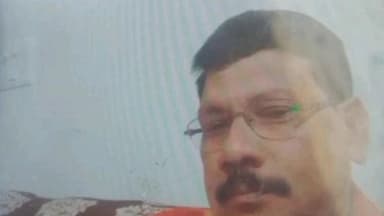 खजनी: खजनी के जिला पंचायत सदस्य के पति की सड़क हादसे में मौत, गोरखपुर में लिंक एक्सप्रेस-वे सर्विस रोड पर हुआ हादसा