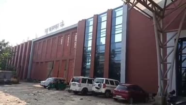 ফরাক্কা: নিউ ফারাক্কা স্টেশন মডেল টেশন ঘোষণা হওয়ার পরেই জোরদার কাজ চলছে