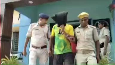 ছাতনা: টোটো চুরি করে জঙ্গলে লুকোনো, ছাতনা থানার পুলিশের জালে দুই দুষ্কৃতী