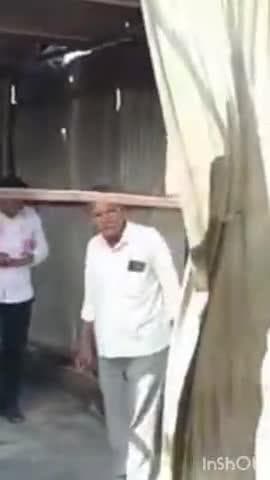 जामखेड: आगीत भस्म झालेल्या नुकसानग्रस्त कुटुंबाना किराणा, कपडे आणि संसारपयोगी साहित्याची भेट..!