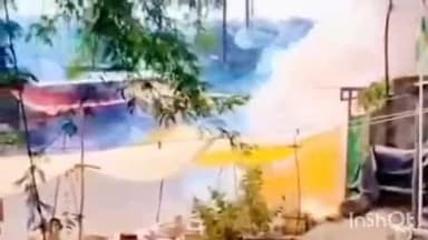 गंधवानी: बिल्दा में पटाखों की दुकानों में आग लगने पर जांच करने पहुंचे प्रशासनिक अमले को लोगों के आक्रोश का सामना करना पड़ा