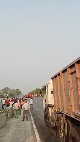 नीमराना शाहजहांपुर केमिकल टैंकर में लगी आग #नीमराना #राजस्थान