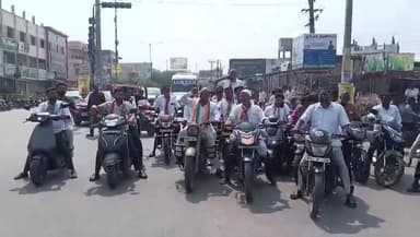 నర్సాపూర్: నర్సాపూర్ నియోజకవర్గ కేంద్రంలో బిసి బంద్ విజయవంతం బిసి జేఏసీ ఆధ్వర్యంలో బైక్ ర్యాలీ