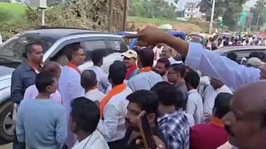 कहलगांव: कहलगांव से जदयू प्रत्याशी शुभानंद मुकेश ने नामांकन दाखिल किया, यूपी के डिप्टी सीएम केशव प्रसाद मौर्य रहे मौजूद