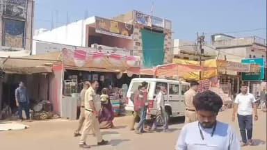 अमानगंज: अमानगंज नगर के पुराने बस स्टैंड पर सजा बाजार, जाम लगने से पुलिस दिन भर मौके पर रही मौजूद