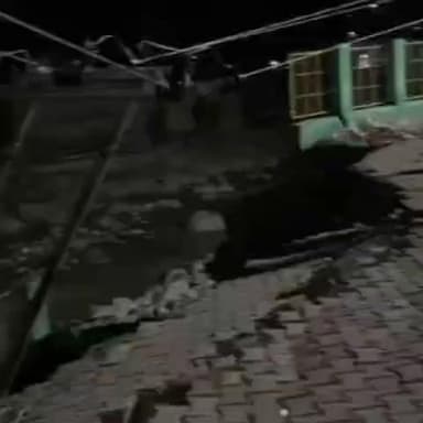 टापरी: किन्नौर के टापरी सब्जी मंडी मैदान का एक कोना धंसने का वीडियो आया सामने