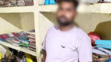 कहलगांव: कहलगांव थाना पुलिस ने 20 लीटर देसी शराब के साथ एक अभियुक्त को गिरफ्तार किया