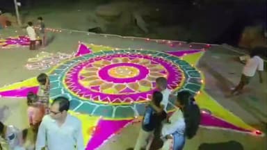 मुहम्मदाबाद: गाजीपुर कलेक्टर ने घाट गंगा तट पर दीपोत्सव के साथ संघ की शताब्दी झांकी का आयोजन किया, घाट पर जलाए 1001 दीप