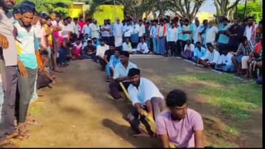 ಕೊಲ್ಹಾರ: ಮಸೂತಿ ಗ್ರಾಮದಲ್ಲಿ ಹಗ್ಗ ಜಗ್ಗುವ ಸ್ಪರ್ಧೆಗೆ ಚಾಲನೆ ನೀಡಿದ ಮಾಜಿ ಸಚಿವ ಎಸ್ ಕೆ ಬೆಳ್ಳುಬ್ಬಿ